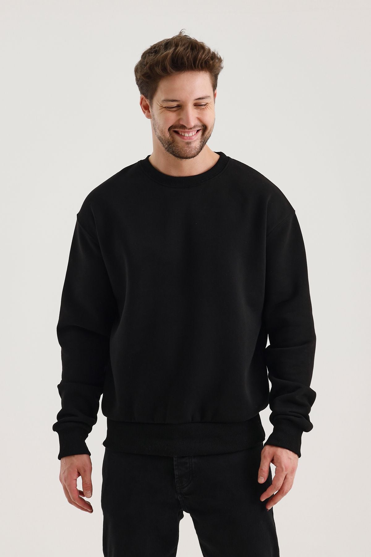 Férfi sweatshirt – fekete