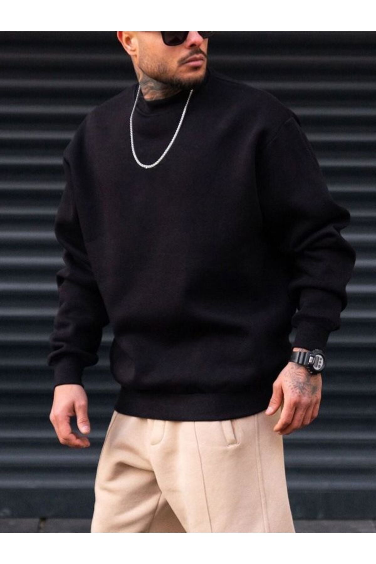 Férfi sweatshirt – fekete