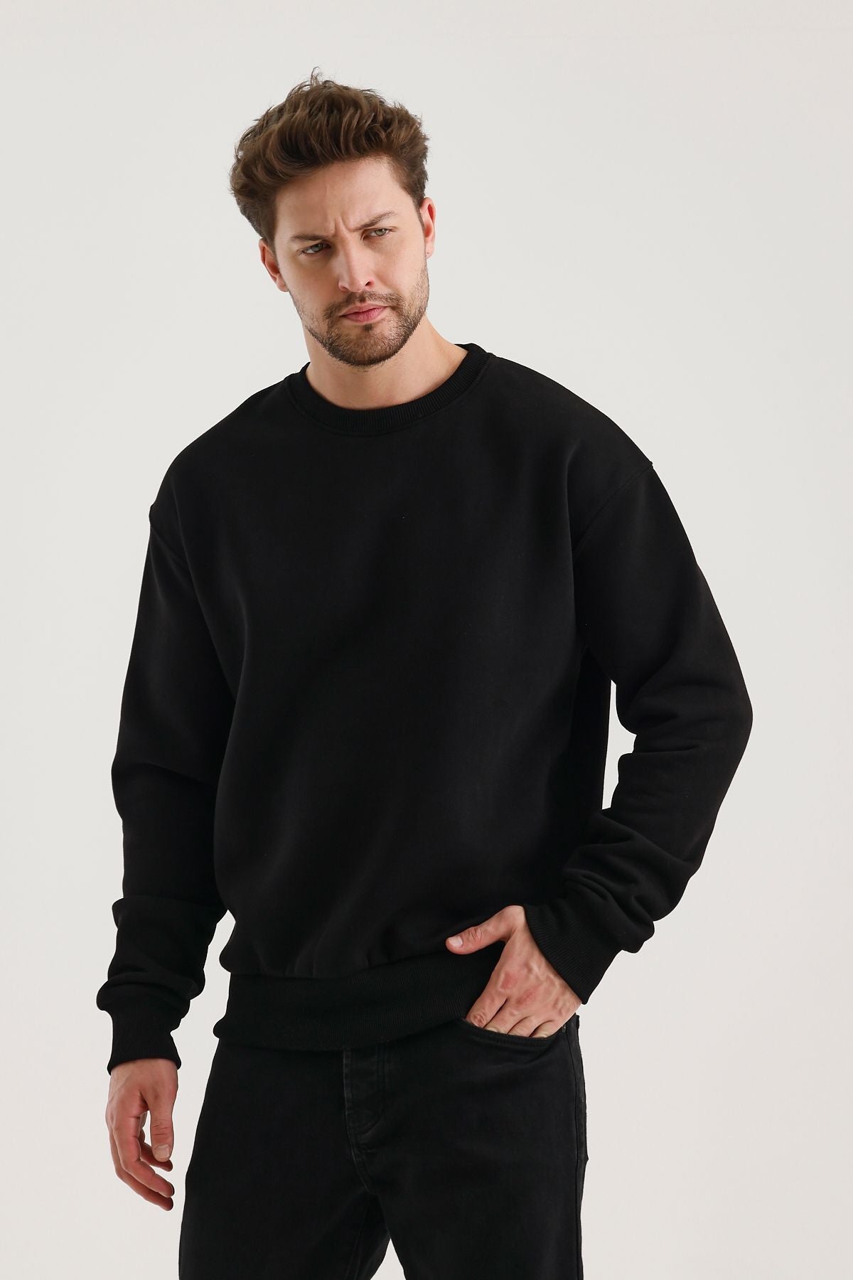 Férfi sweatshirt – fekete