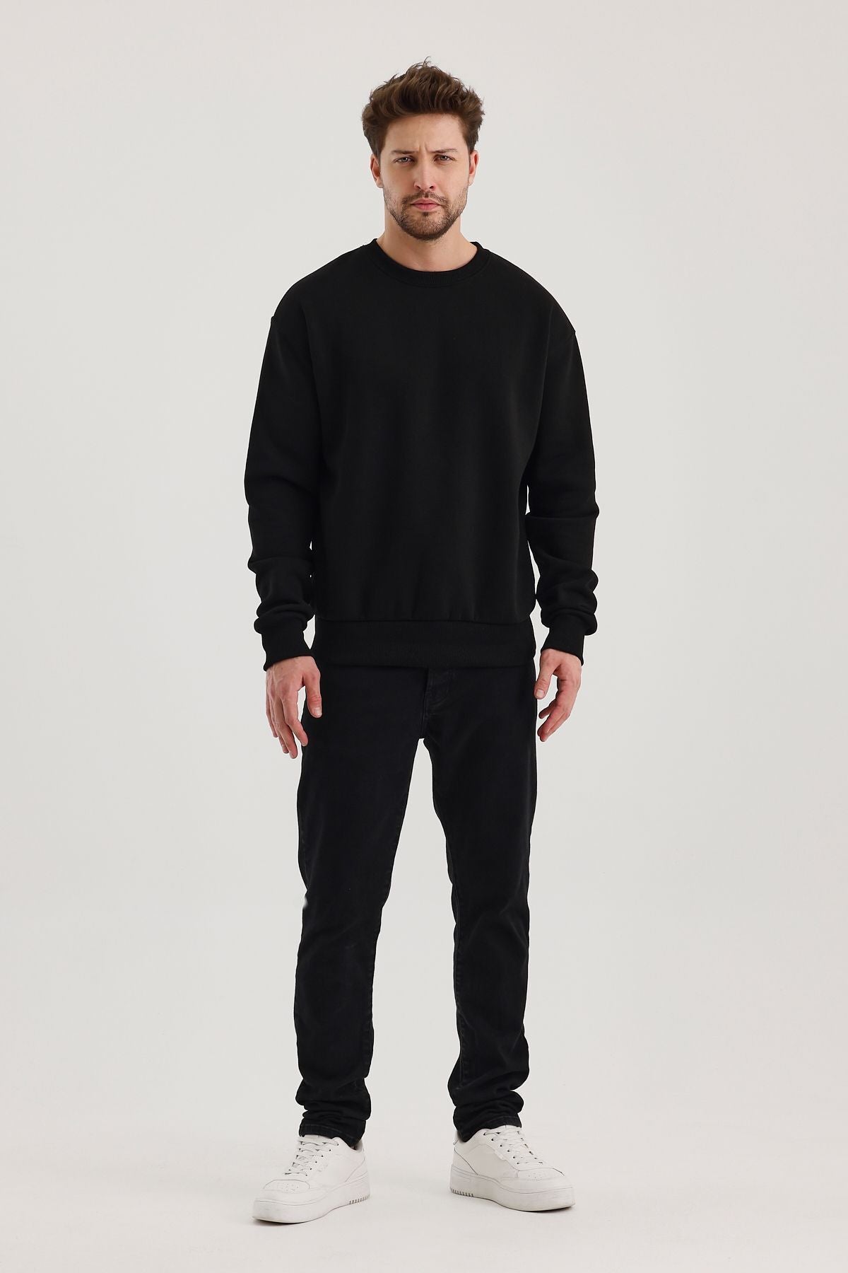 Férfi sweatshirt – fekete