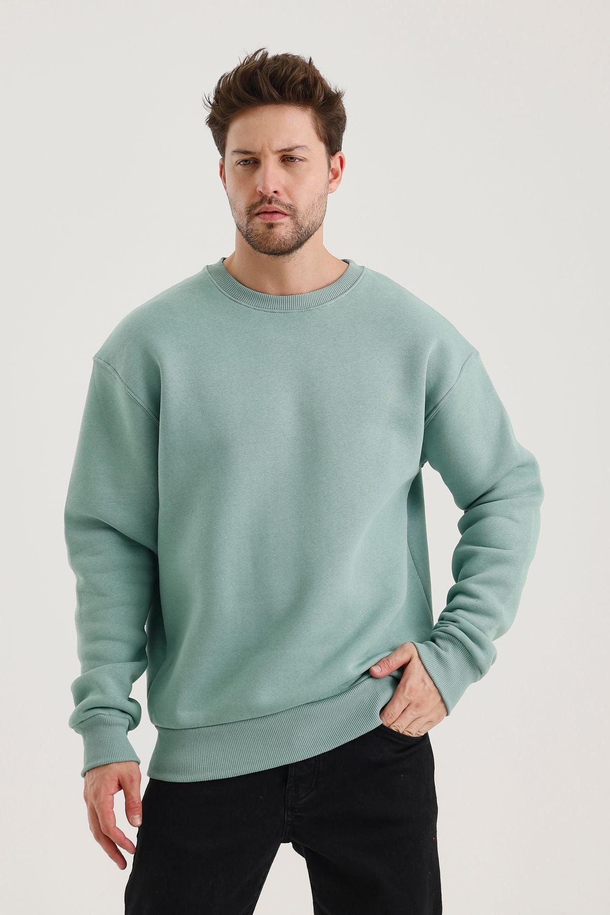 Férfi sweatshirt – fekete
