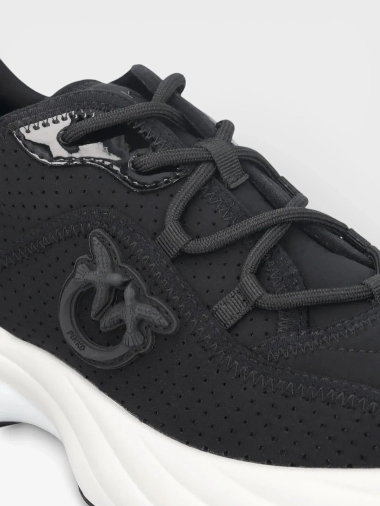 Ariel 10 Black