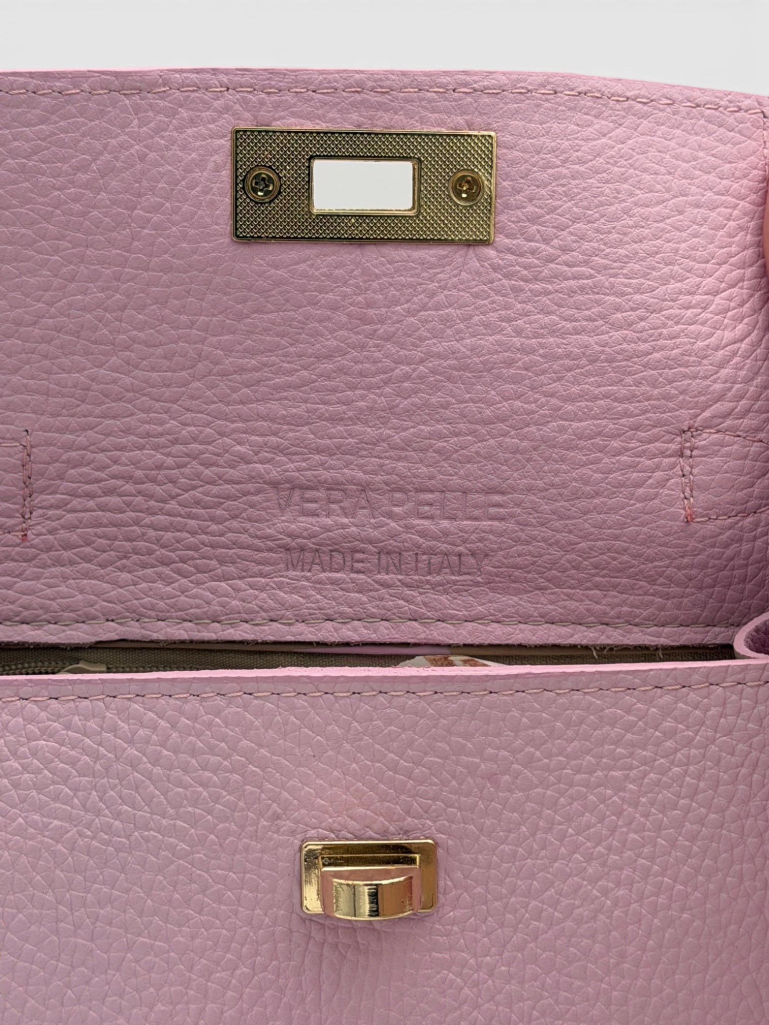 Lea Lab Lunetta pink – belső és forgózár részlet