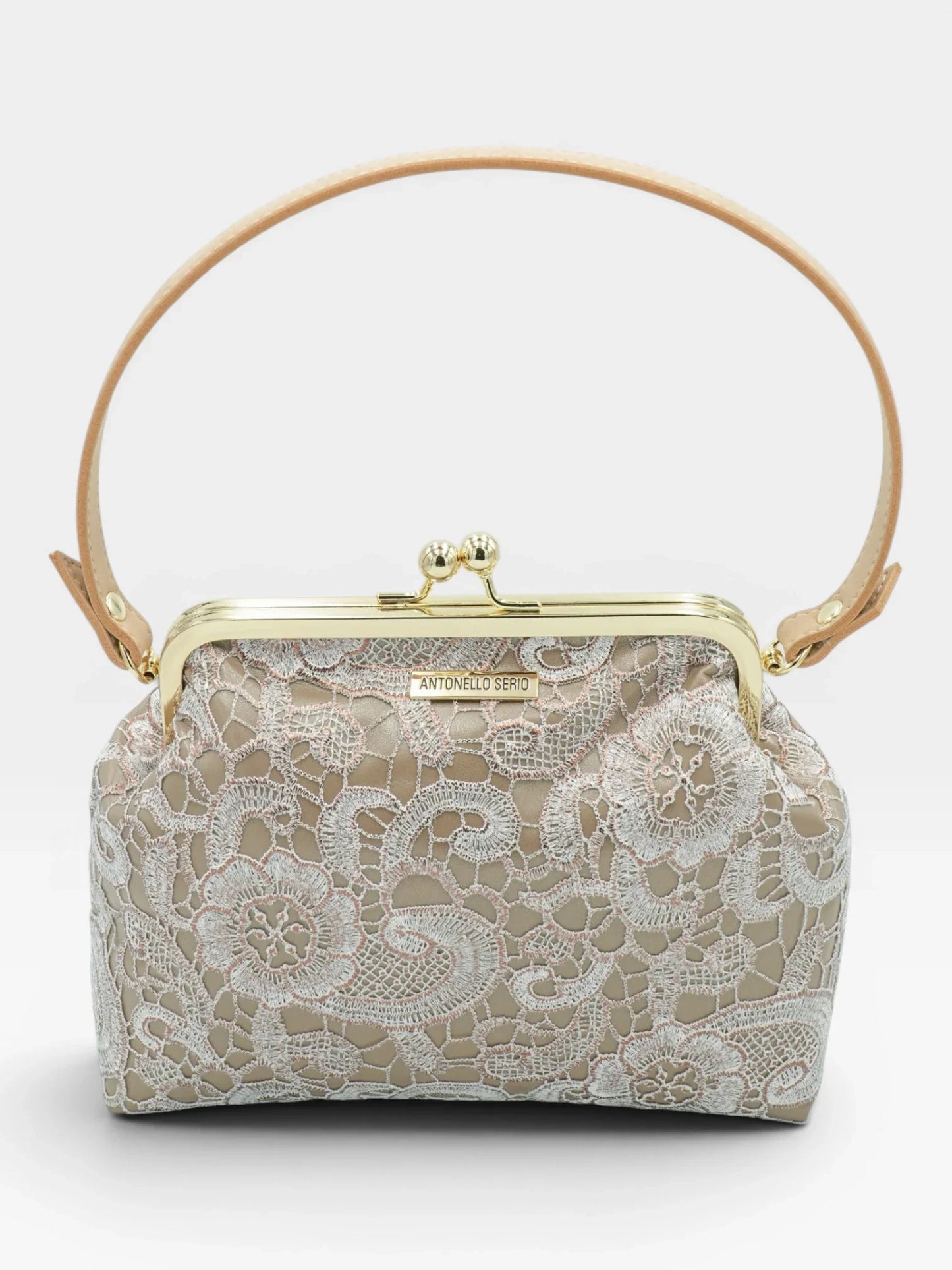Gilda Lace