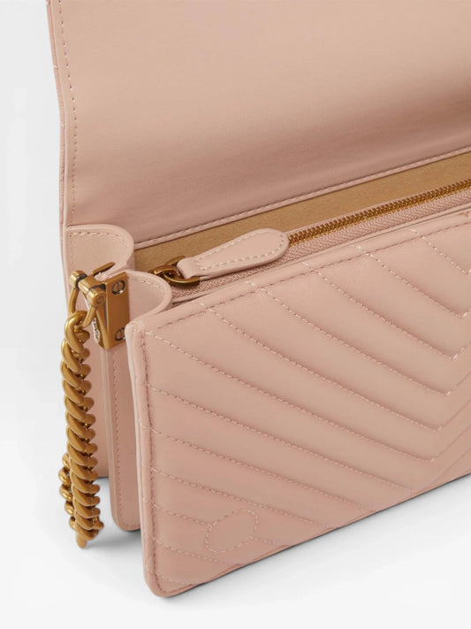 Cassic Love Click Chevron