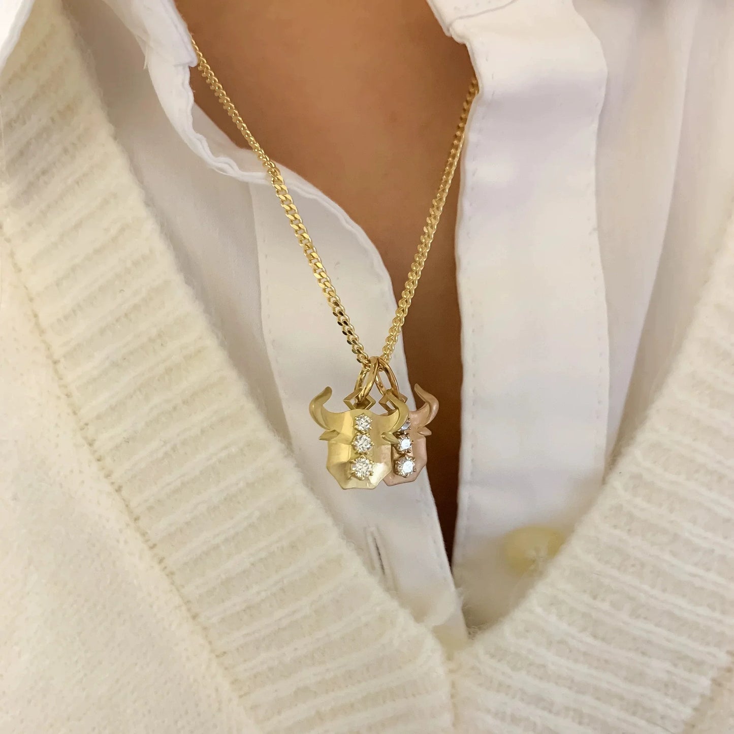 Lueur charm